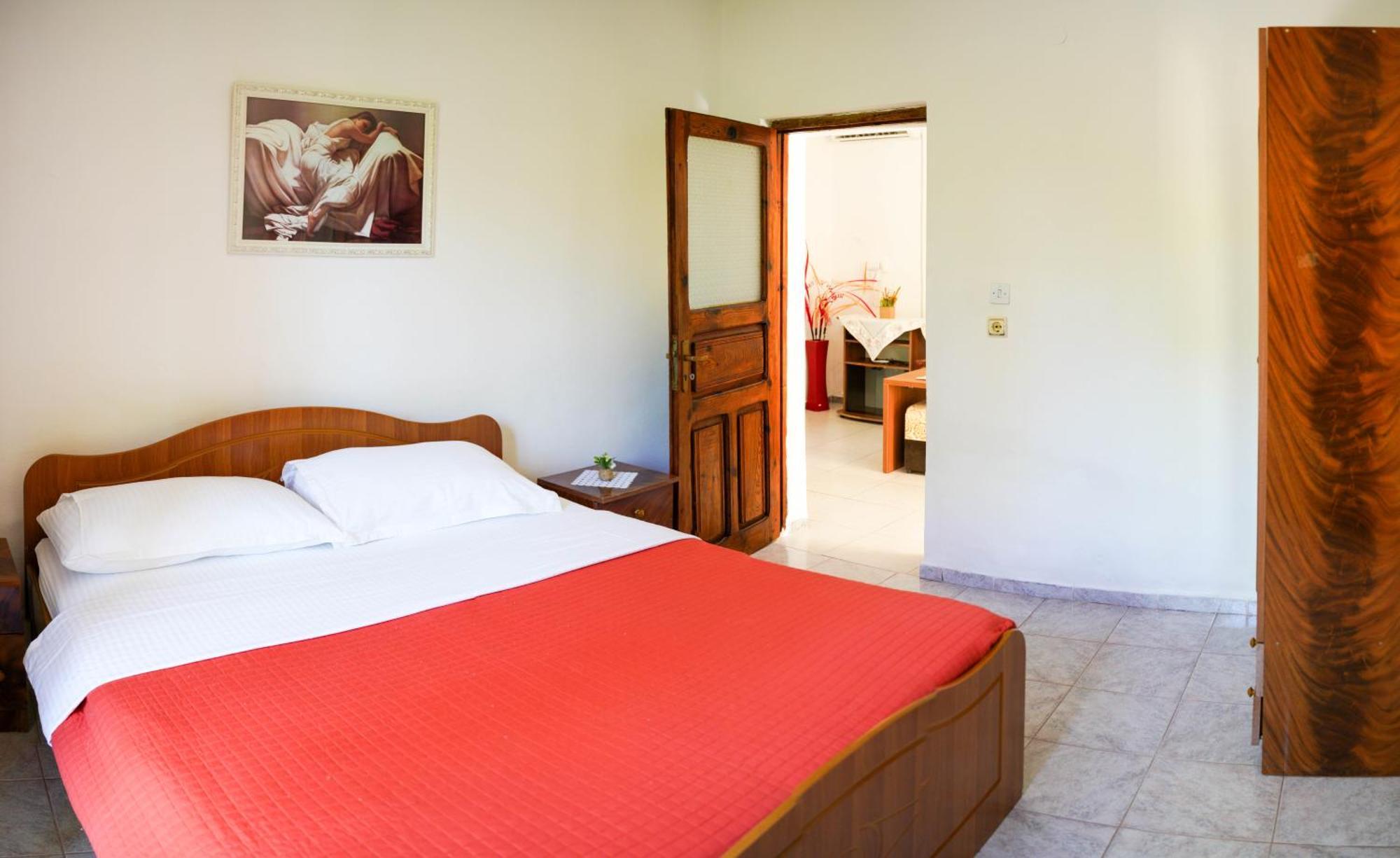 Vila Aliaj Luxury Apartment With 2 Rooms With Private Wonderful Terrace Durrës Buitenkant foto